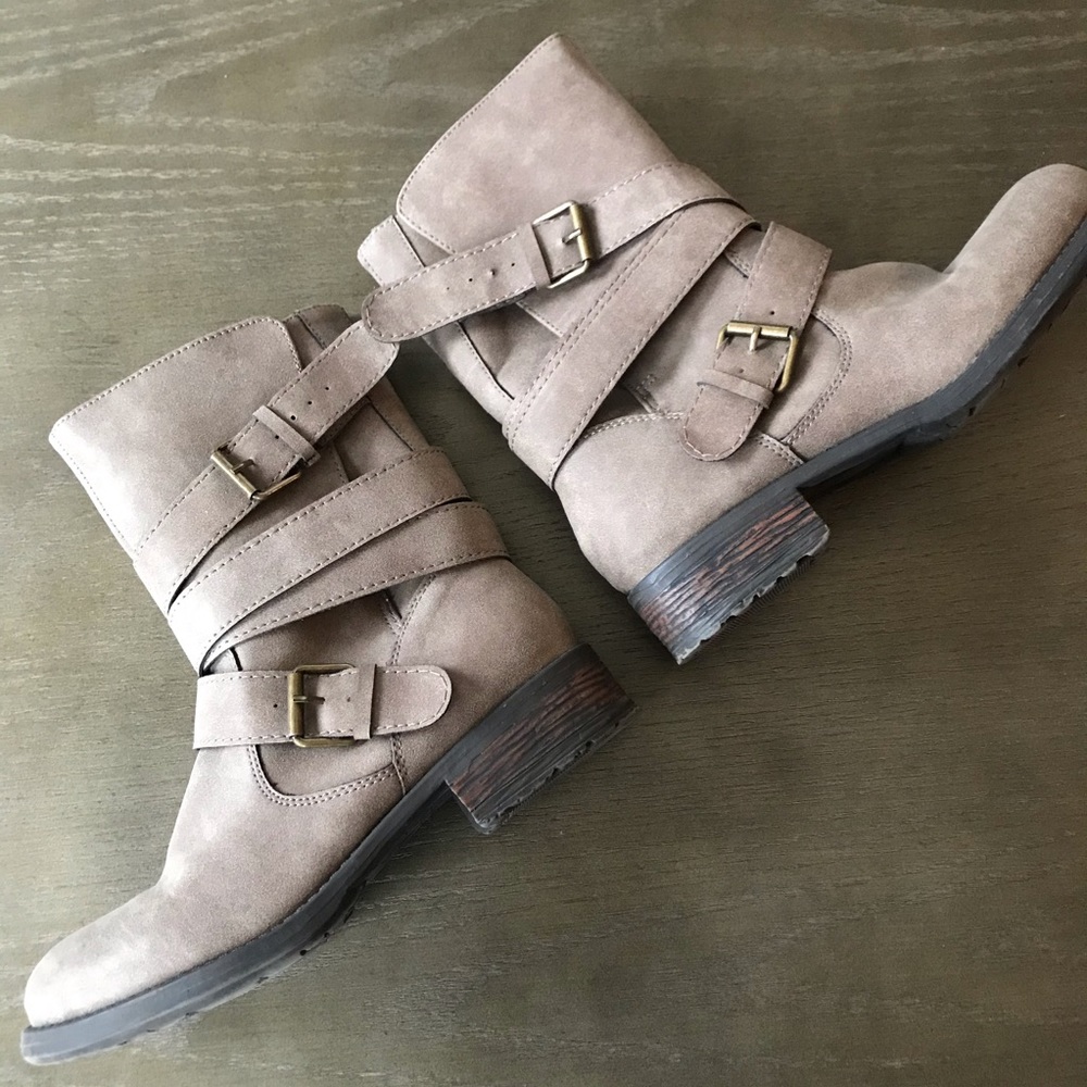 Boots- worn once